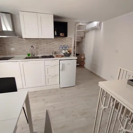 Apartment House
